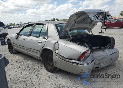 1999 Mercury Grand Marquis Gs z USA, uszkodzony, nr VIN 2MEFM74WXXX635856